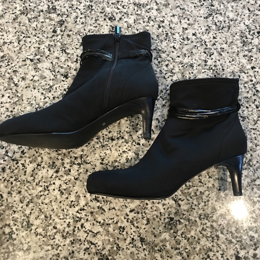 Black ankle booties